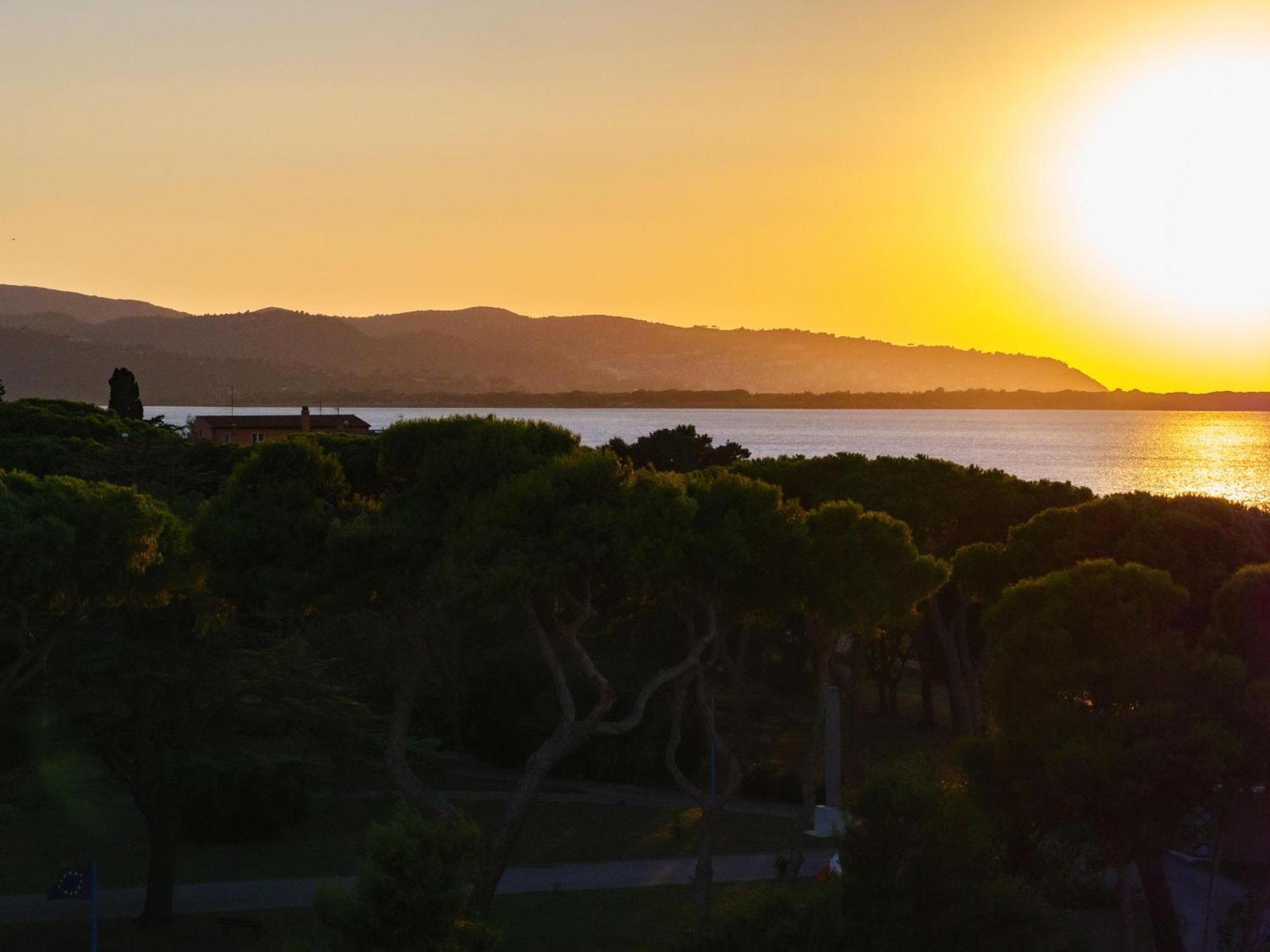 Park Hotel Residence Orbetello Esterno foto